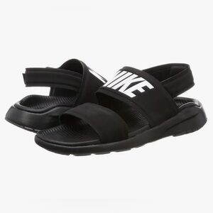 Nike Women’s Tanjun Sandal